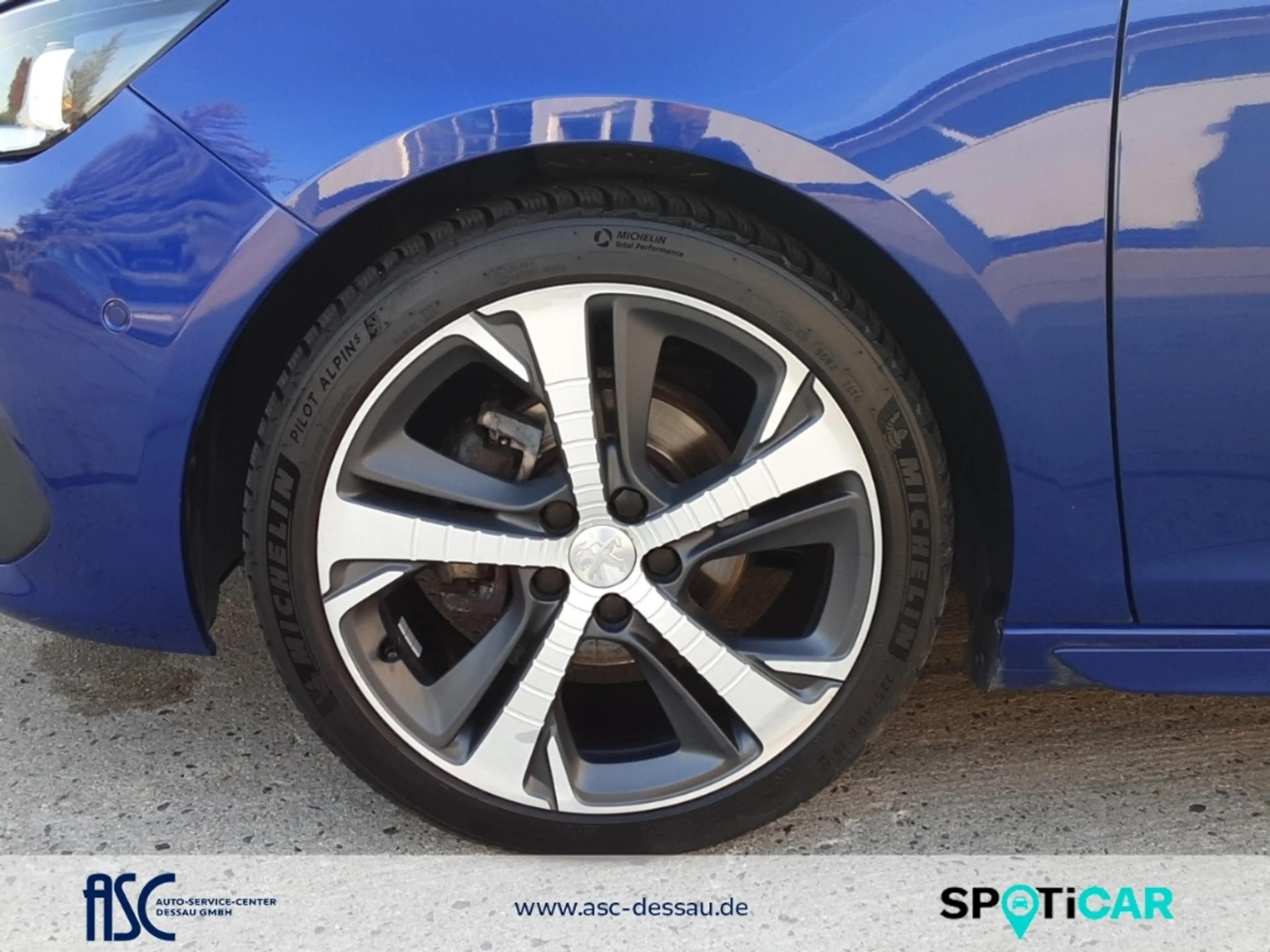 Peugeot 308 1.2 e-THP GT Line , Navi , Kamera , Sitzeizung — photo 13