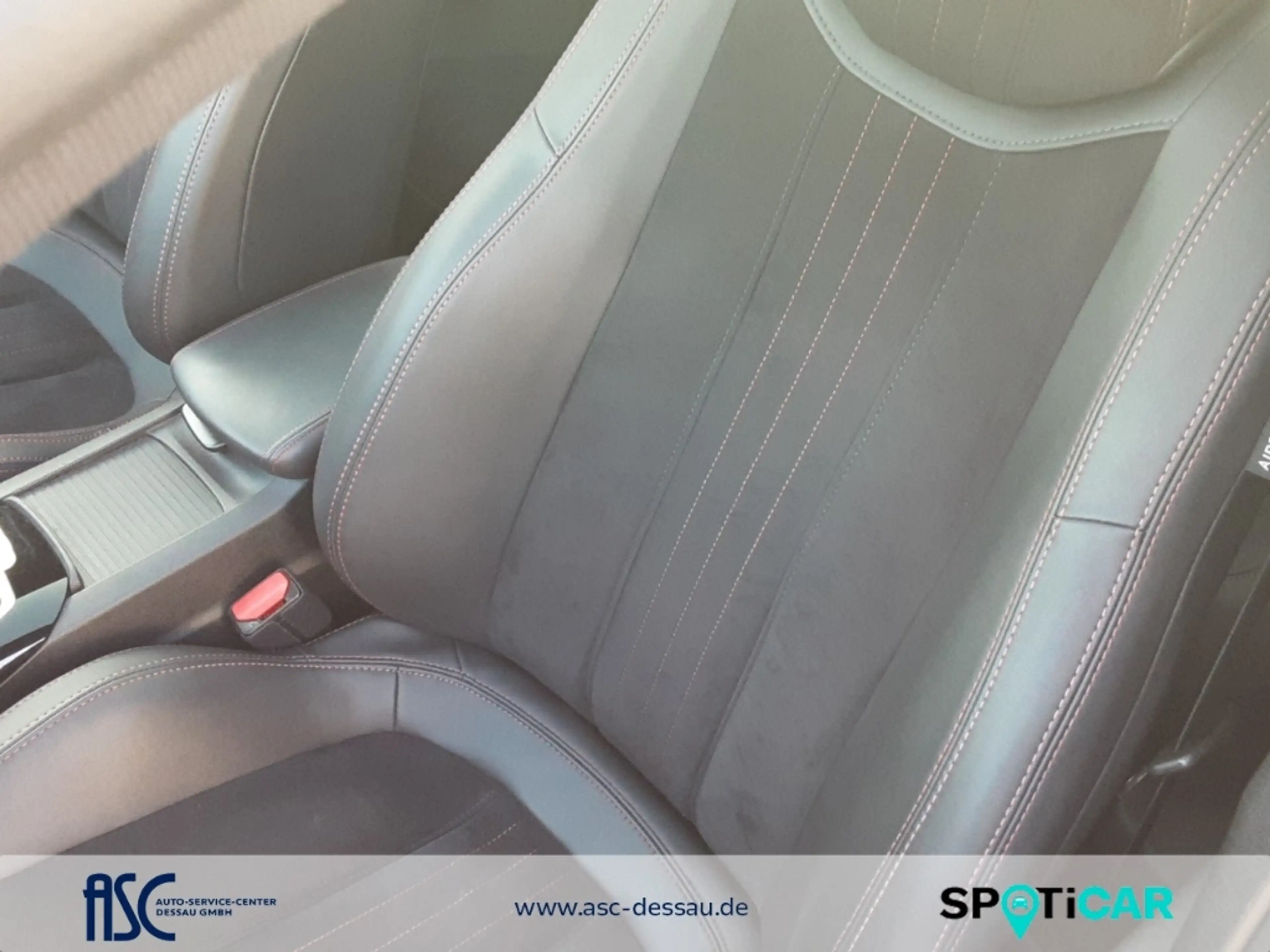 Peugeot 308 1.2 e-THP GT Line , Navi , Kamera , Sitzeizung — photo 11