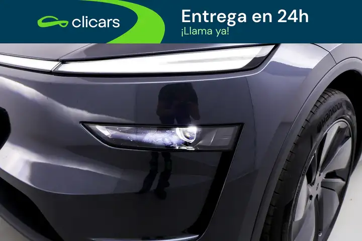 Tesla Model Y 2025, foto 10