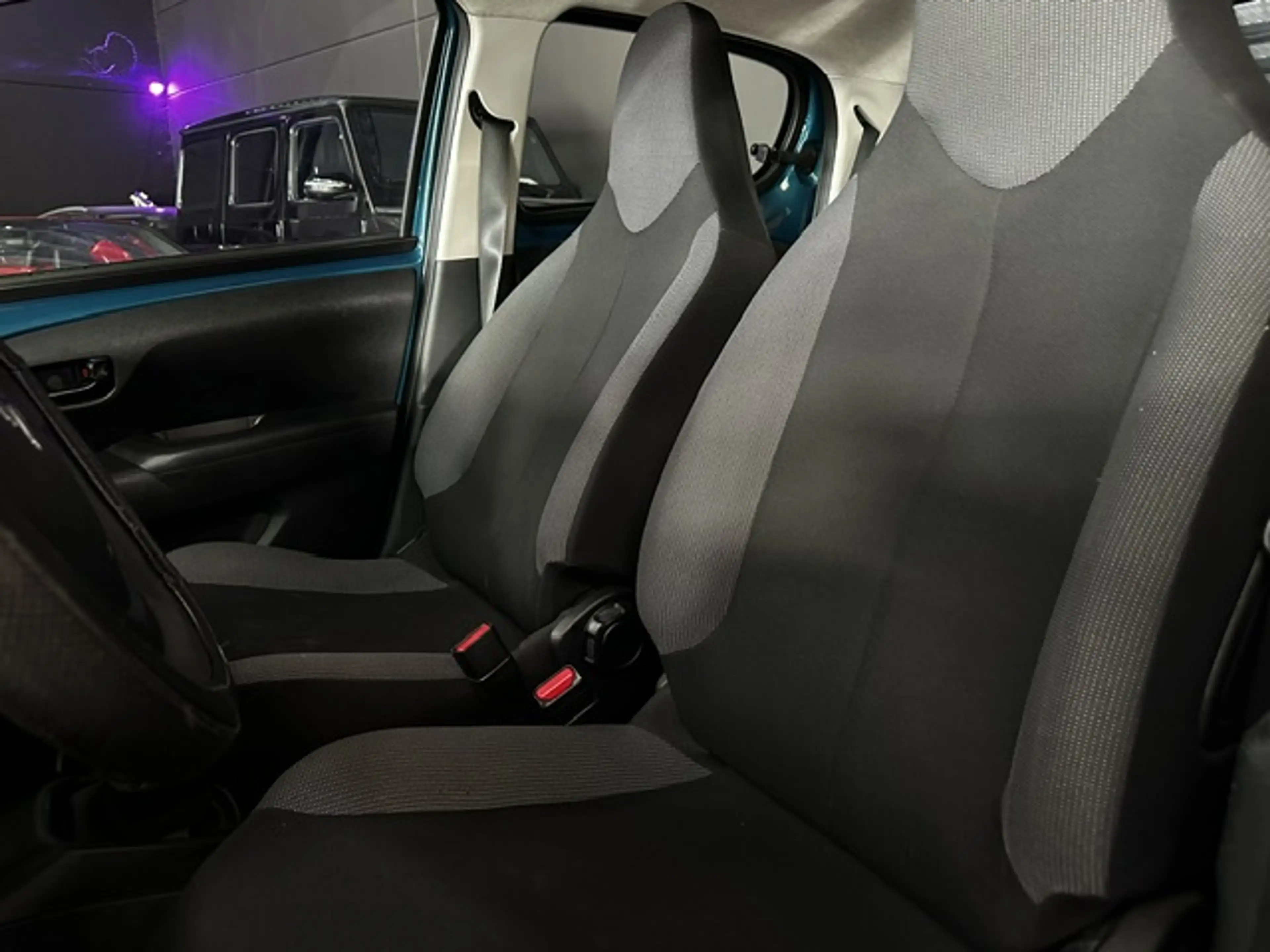 Citroen C1 C1 1.0 - BLUTOOTH/TEL - A/C — photo 12