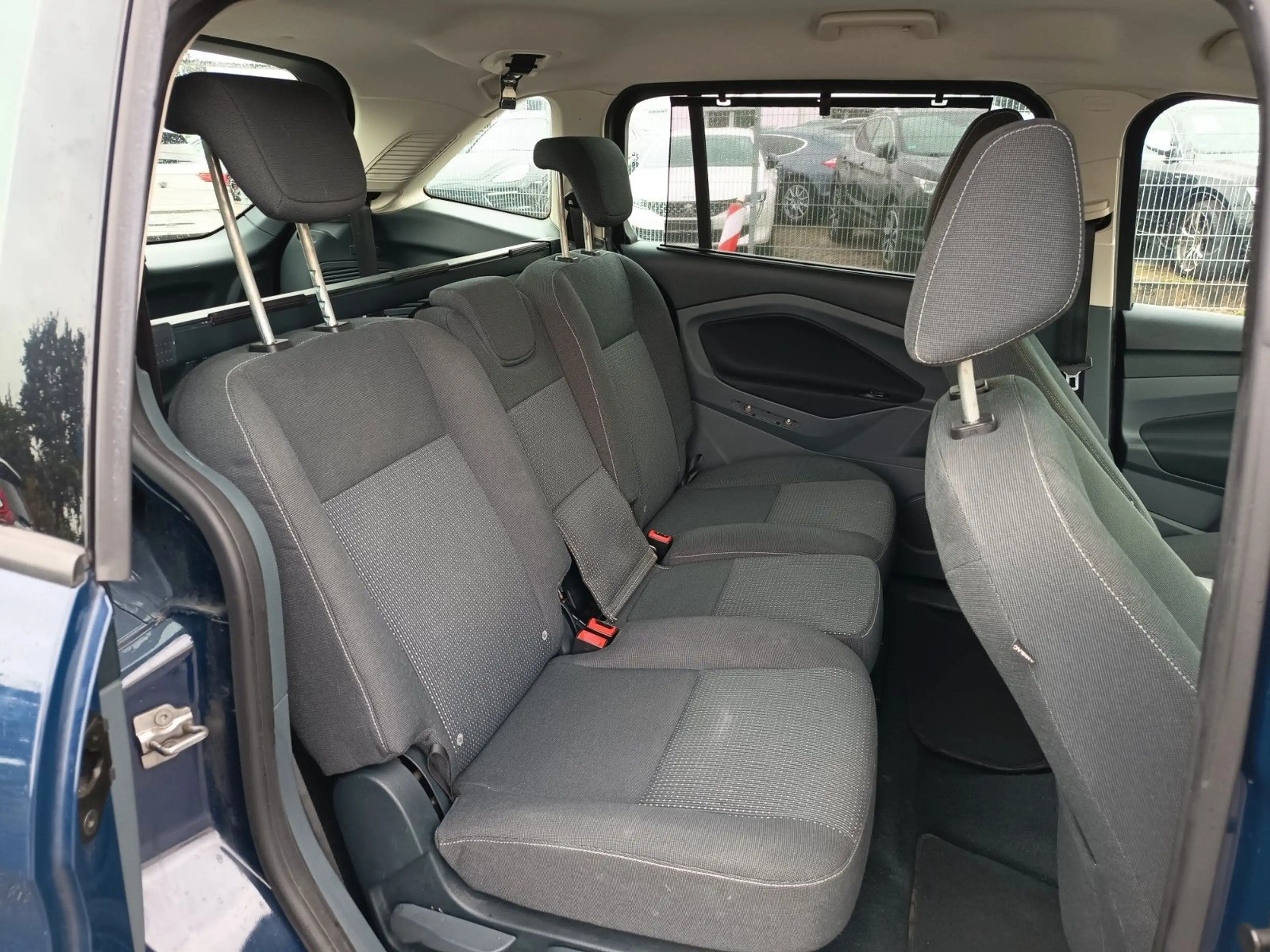 Ford Grand C-Max Grand C-MAX Business Edition — photo 13