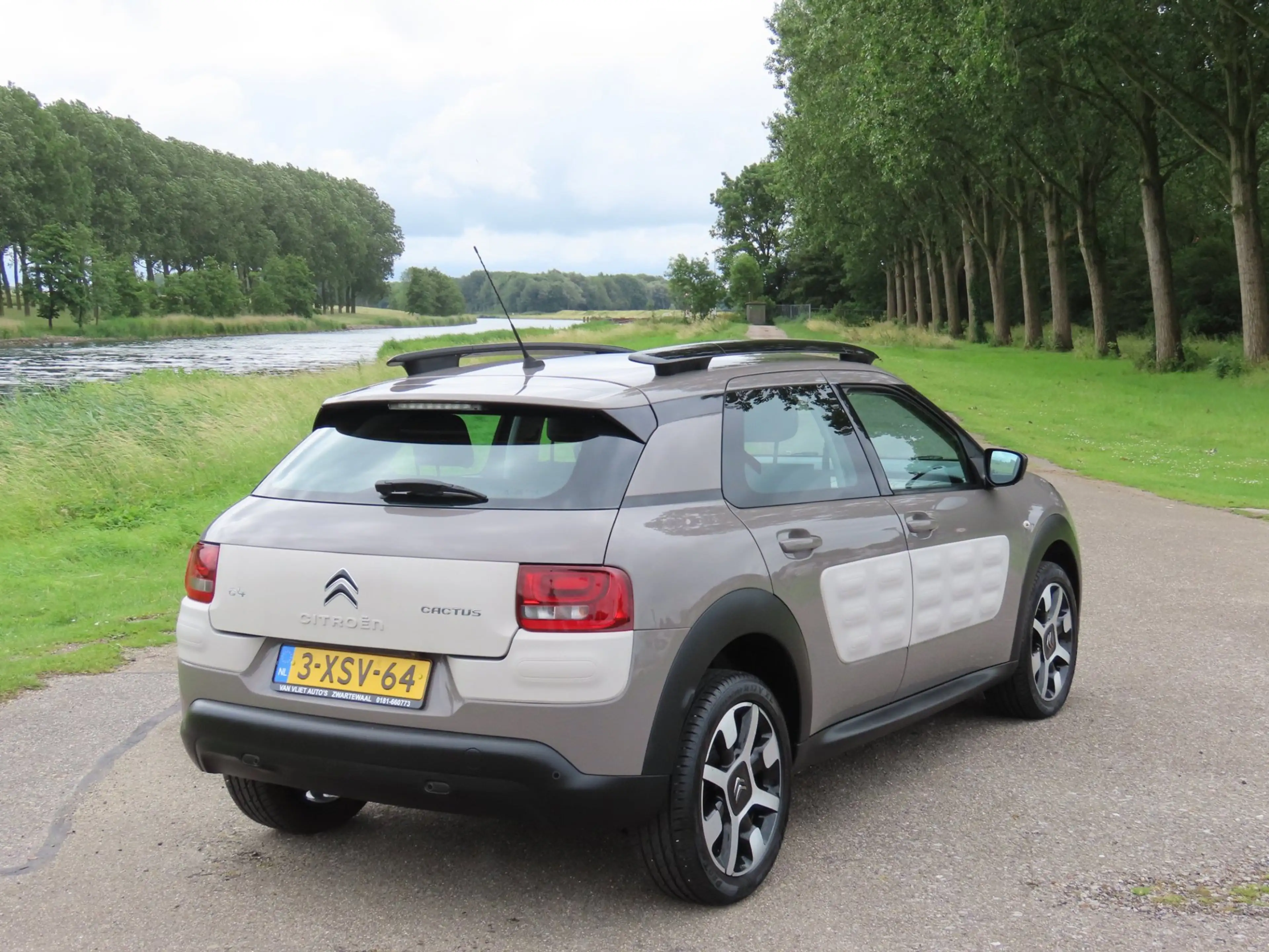 Citroen C4 Cactus 1.2 e-VTi Feel *2e EIG *CAMERA *NAVI *DIST VV !! — photo 4