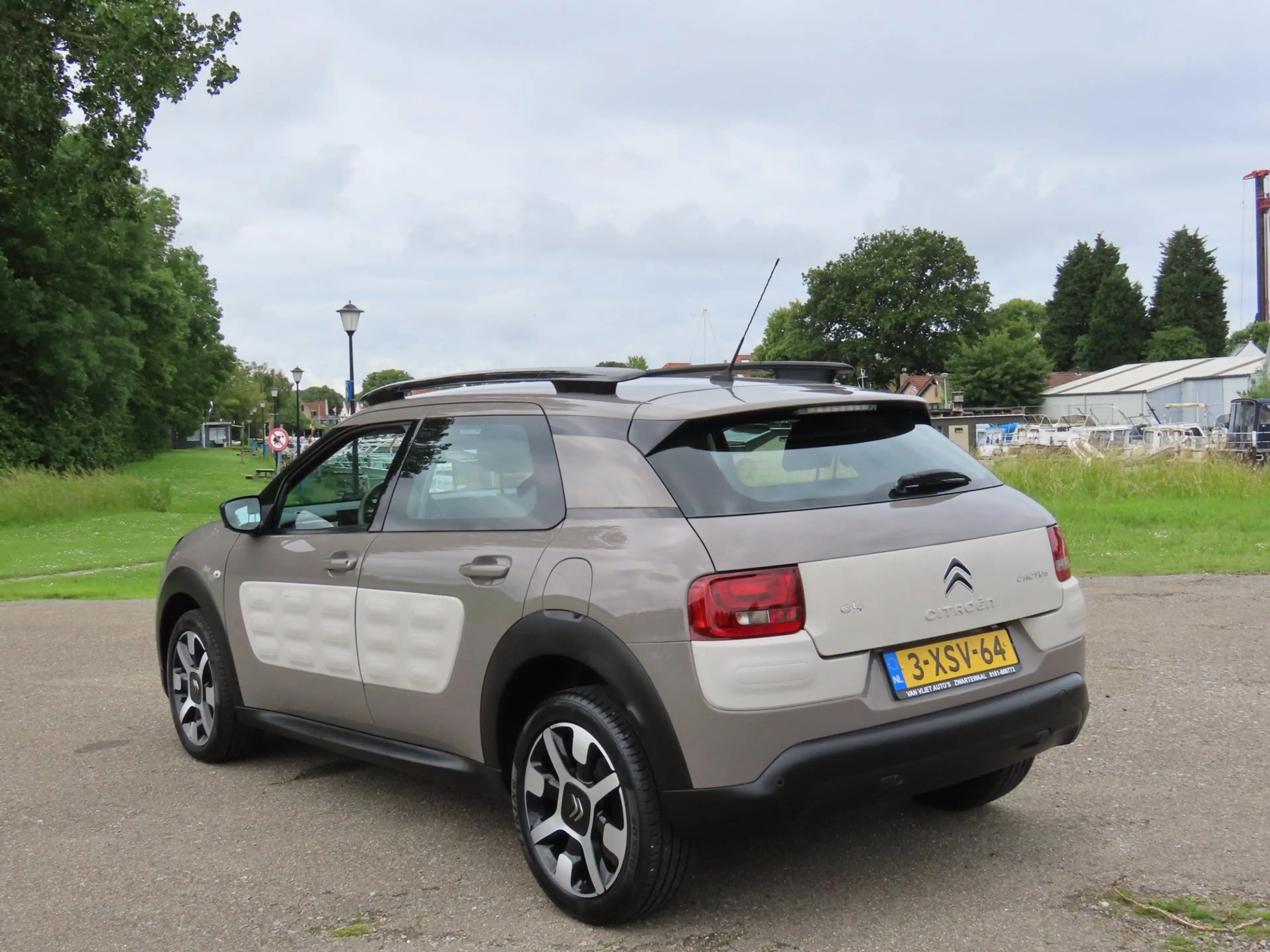 Citroen C4 Cactus 1.2 e-VTi Feel *2e EIG *CAMERA *NAVI *DIST VV !! — photo 3