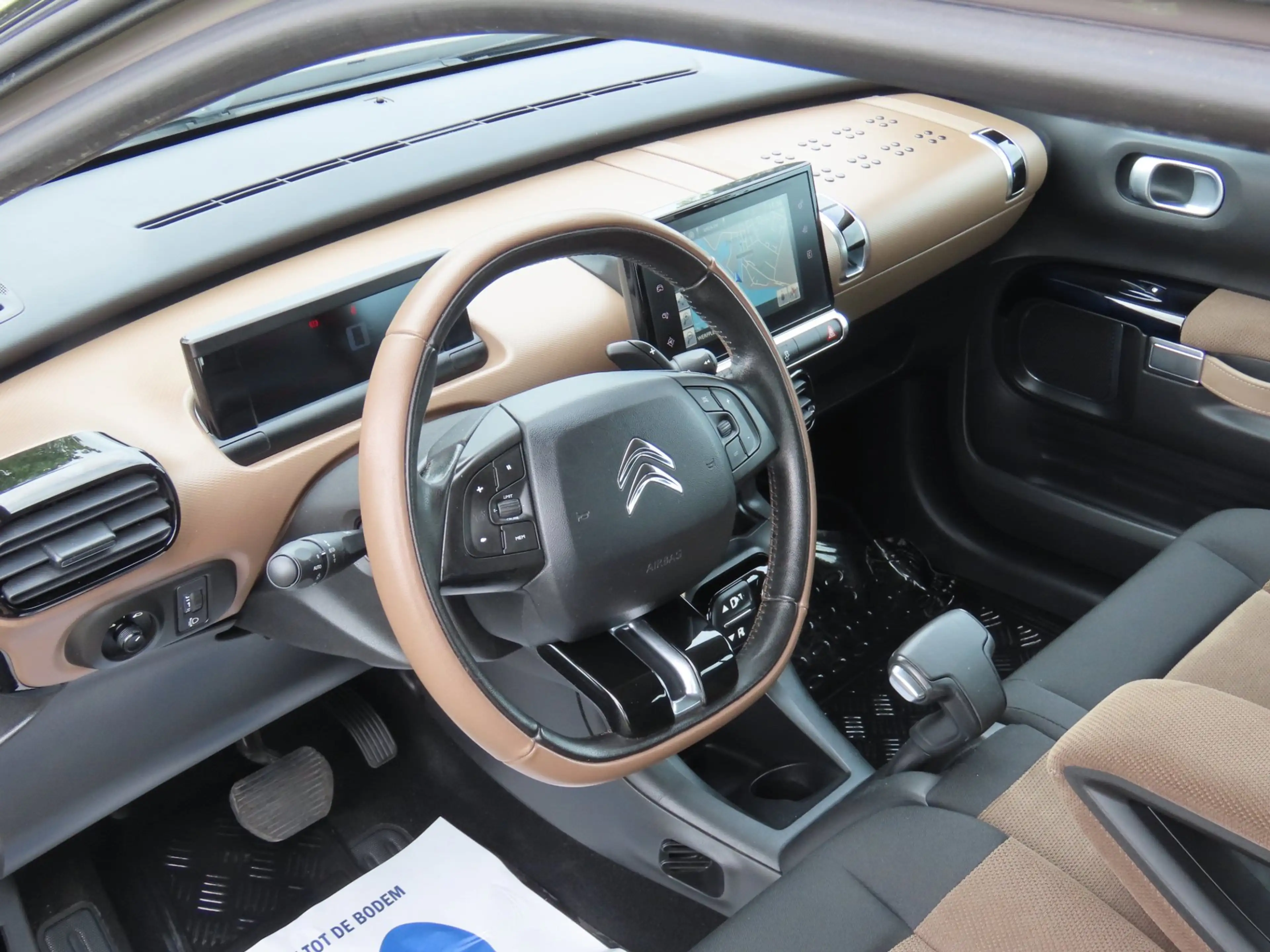 Citroen C4 Cactus 1.2 e-VTi Feel *2e EIG *CAMERA *NAVI *DIST VV !! — photo 9