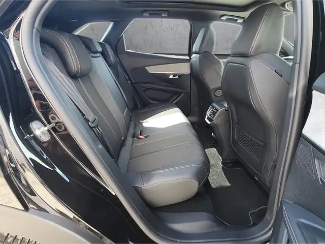 Peugeot 3008 view 14