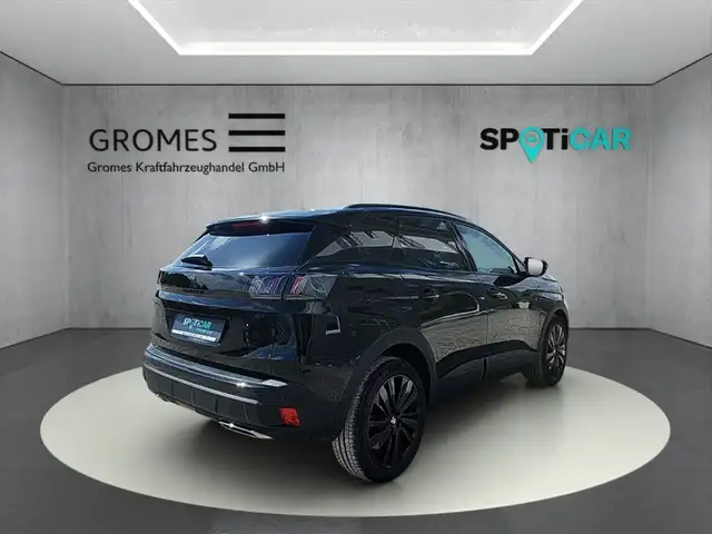 Peugeot 3008 view 3