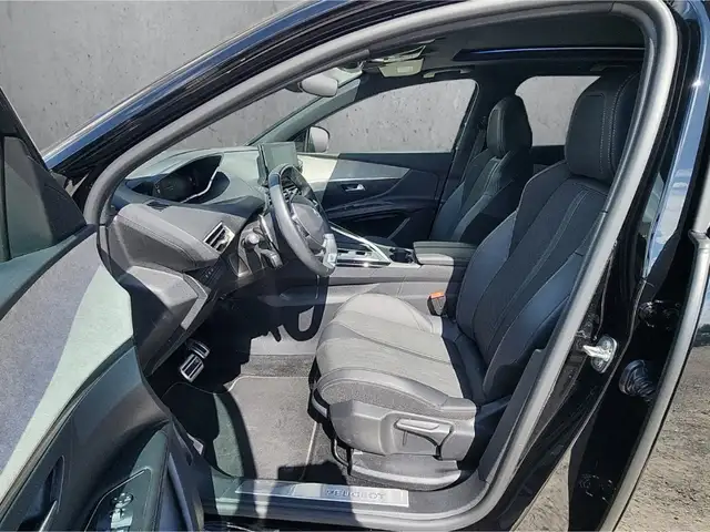Peugeot 3008 view 9
