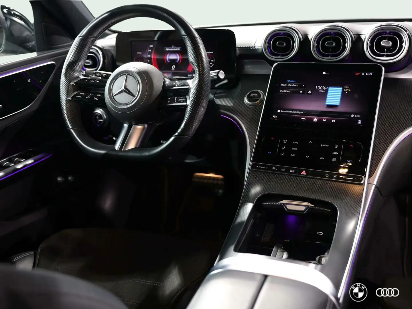 Mercedes-Benz C 300 C300e AMG LINE / PANODAK / ACC / 360CAM / AMBIENTE Noir - 2