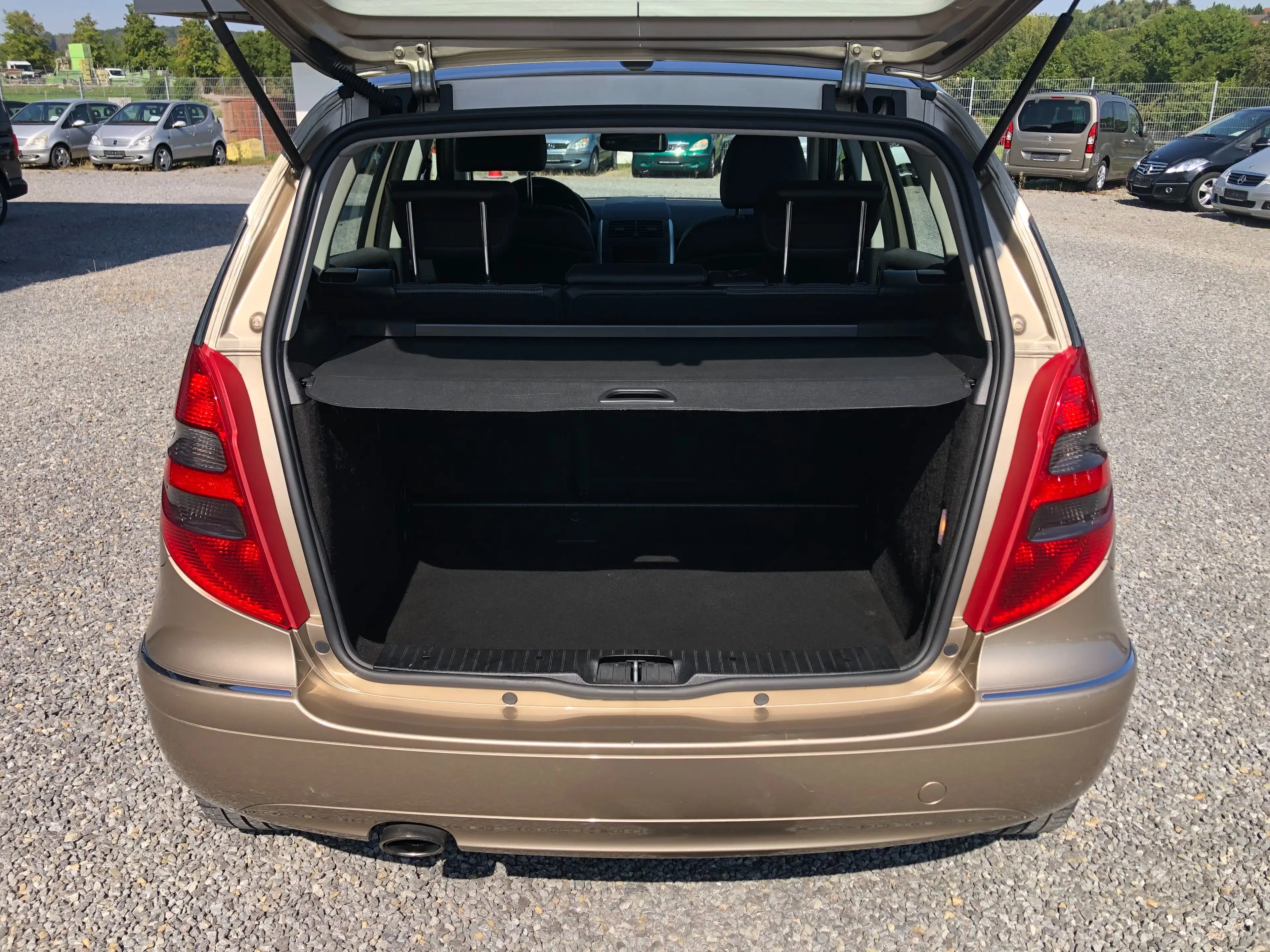 Mercedes-Benz A 150 Autotronic Avantgarde*Licht-/Sicht-Paket*2.Hand* — photo 6