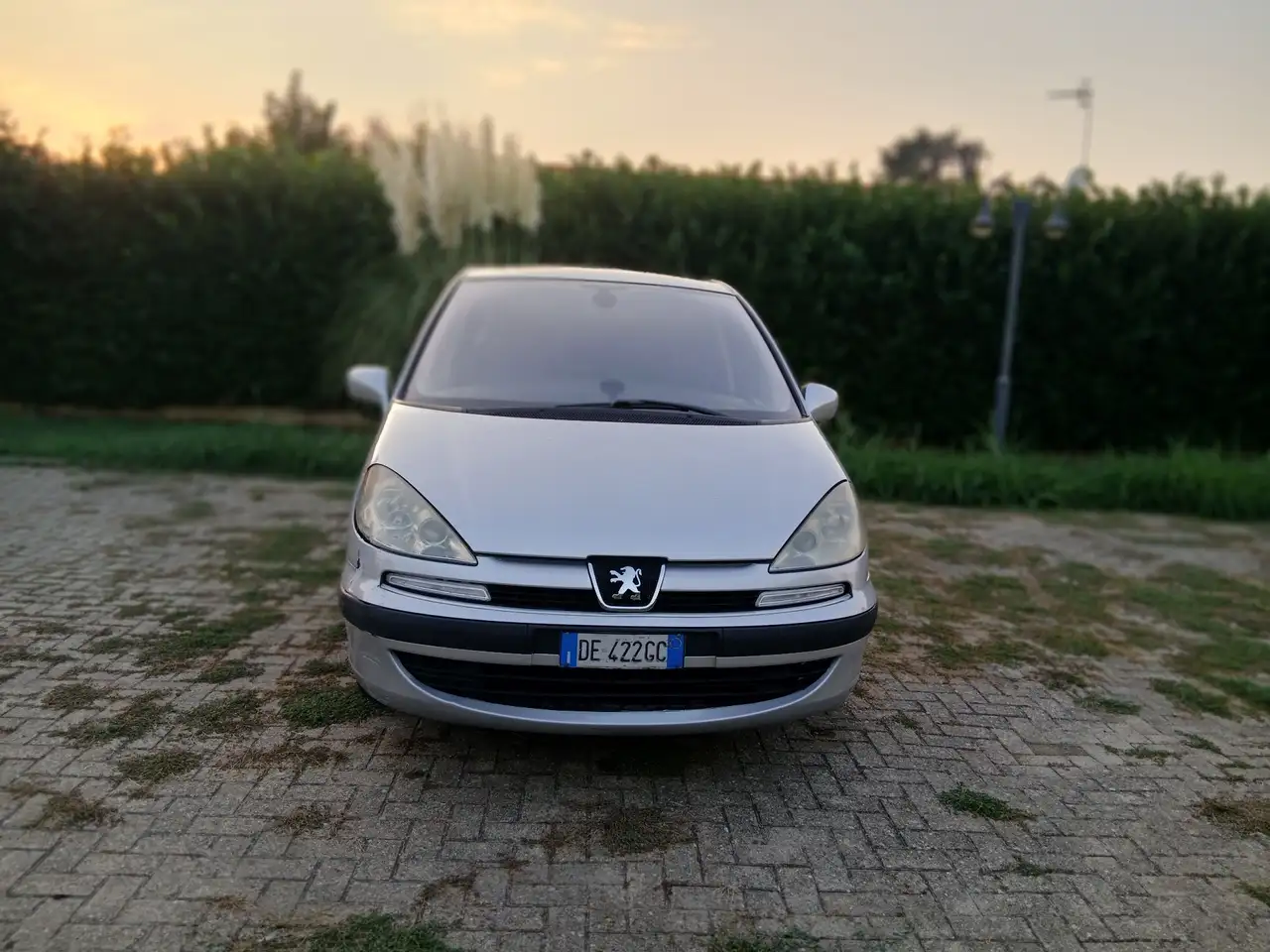 Peugeot 807