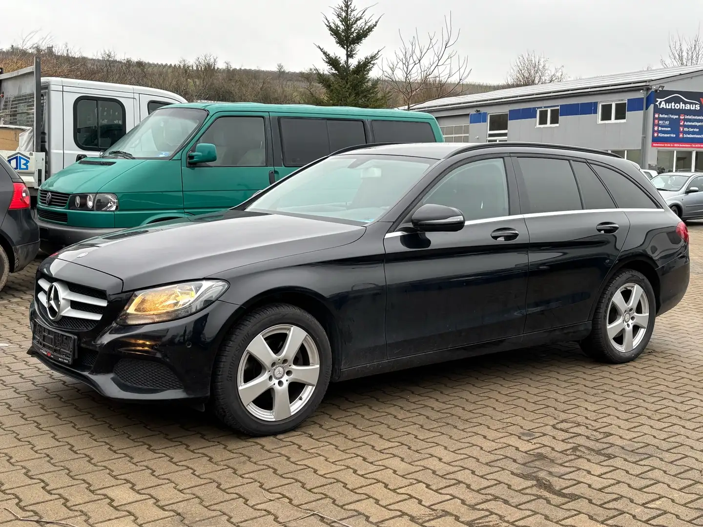 Mercedes-Benz C 200 d T mit Sitzheizung / Parktronic und neuem TÜV Black - 2