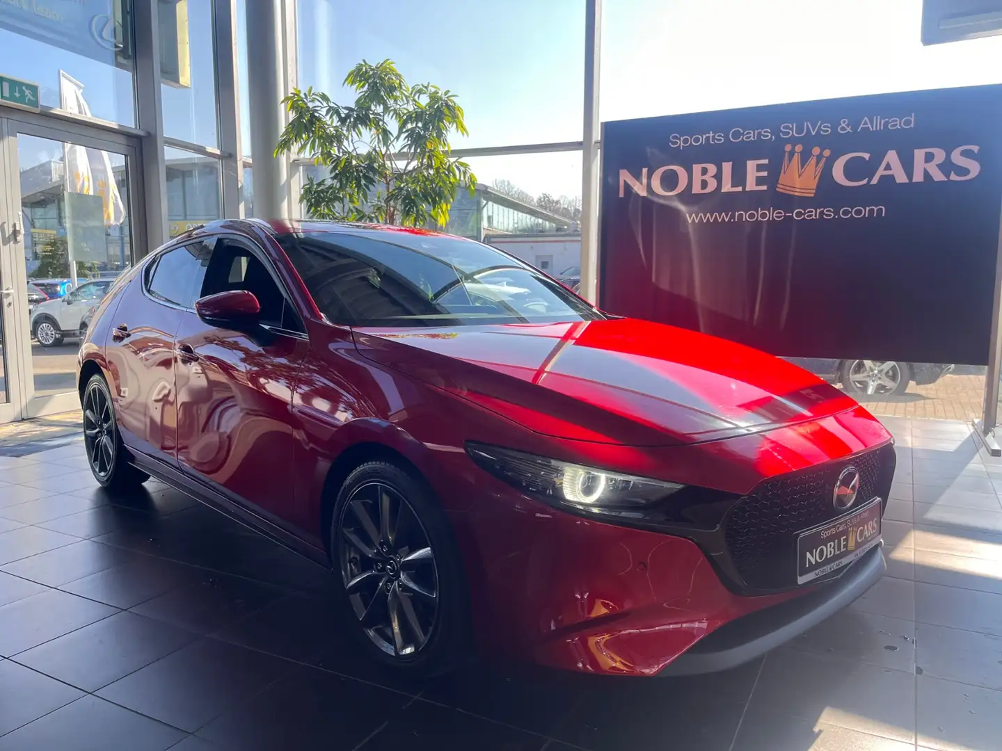 Mazda 3 Lim.  Selection HUD LED RFK LHZ Rood - 1