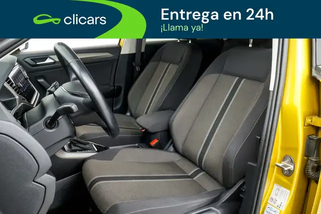 Volkswagen T-Roc view 14