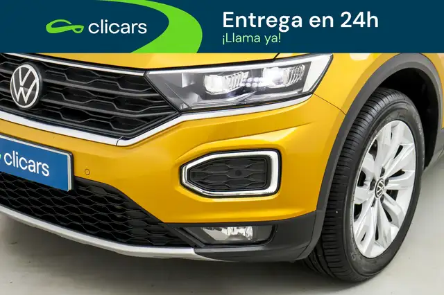 Volkswagen T-Roc view 10