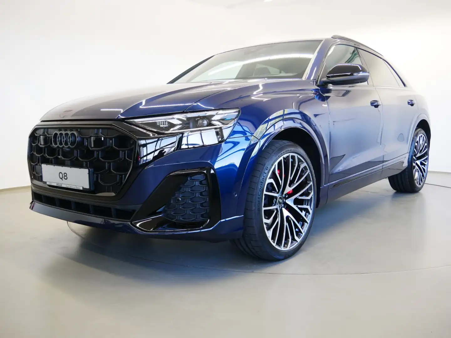 Audi Q8 SUV 50 TDI quattro 210 kW tiptronic Blauw - 2