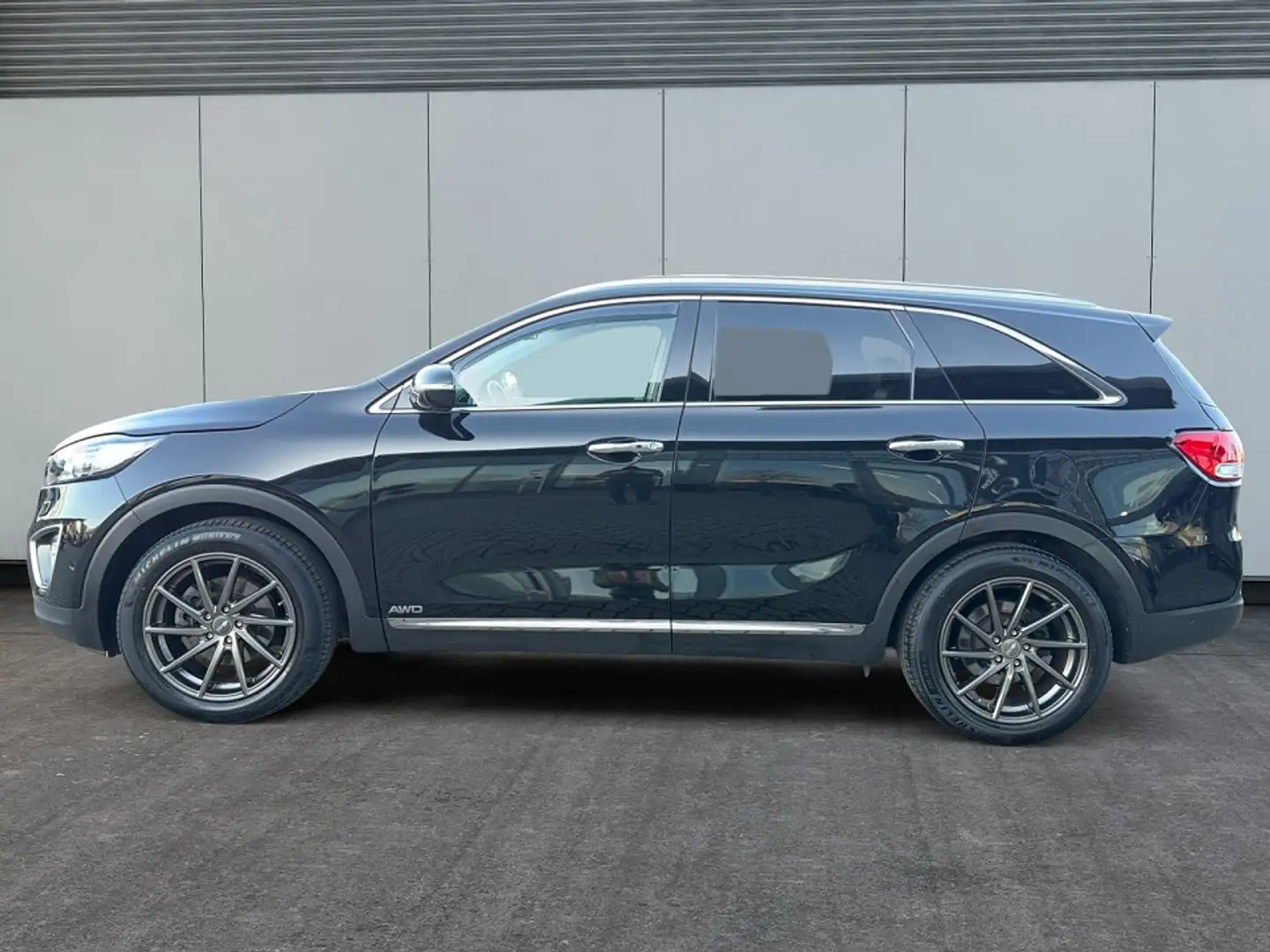 Kia Sorento Platinum Edition 4WD Negru - 2