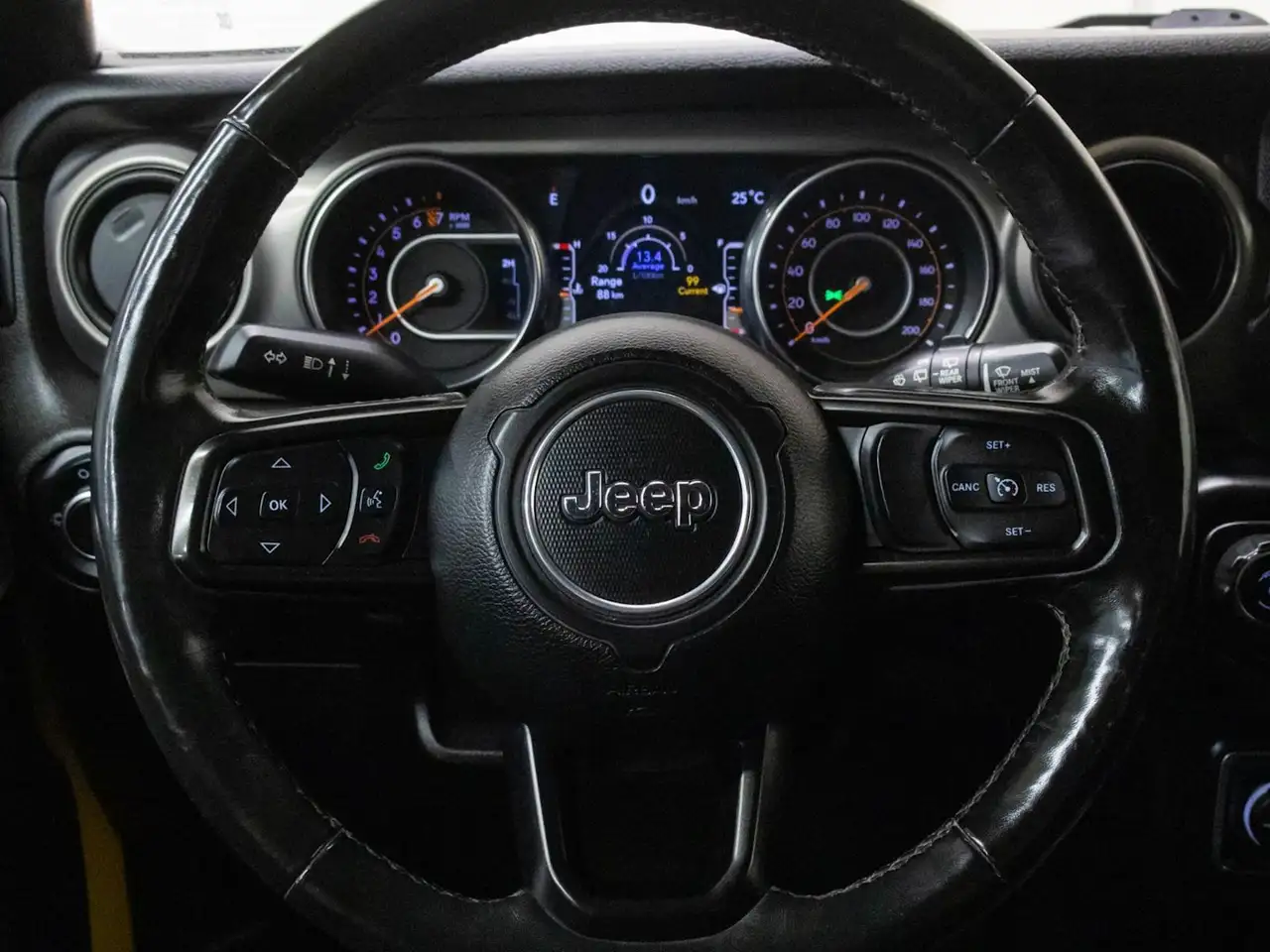 Jeep Wrangler снимка Jeep Wrangler