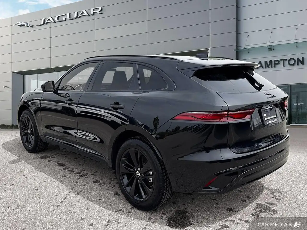 Jaguar F-Pace снимка Jaguar F-Pace