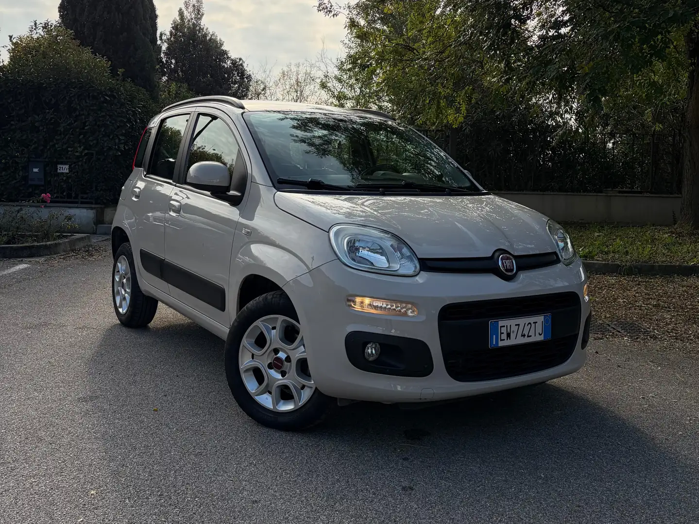 Fiat Panda Panda III 2012 0.9 t.air t. natural power Lounge Beige - 1