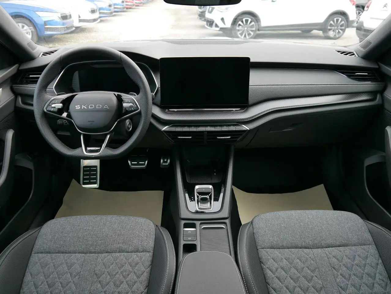 Skoda Octavia 2026 — фото 10