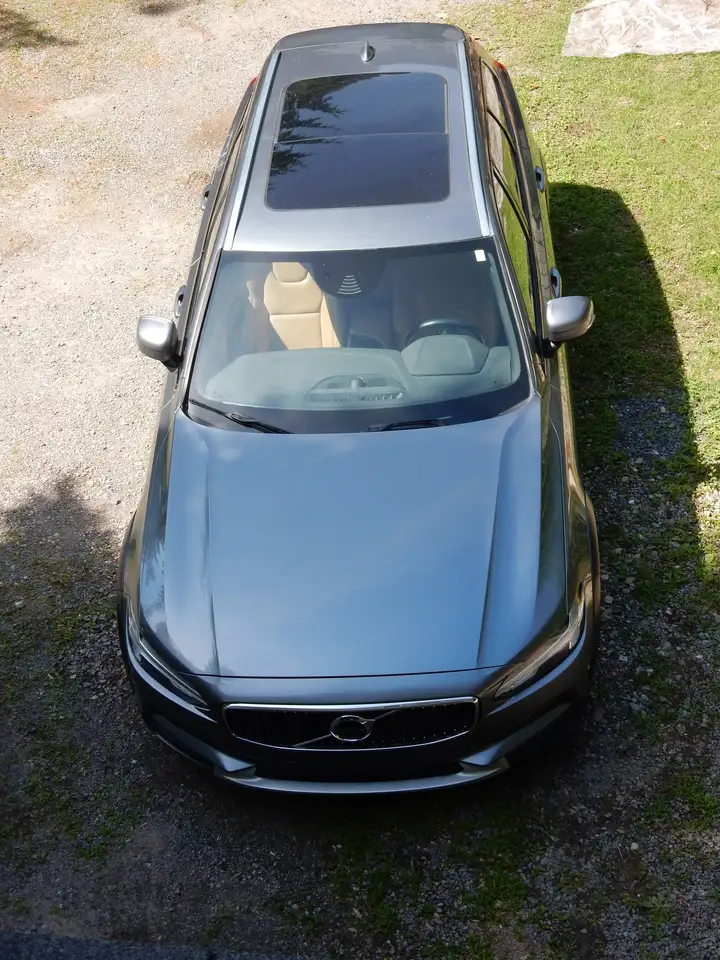 Volvo V90 Cross Country photo Volvo V90 Cross Country