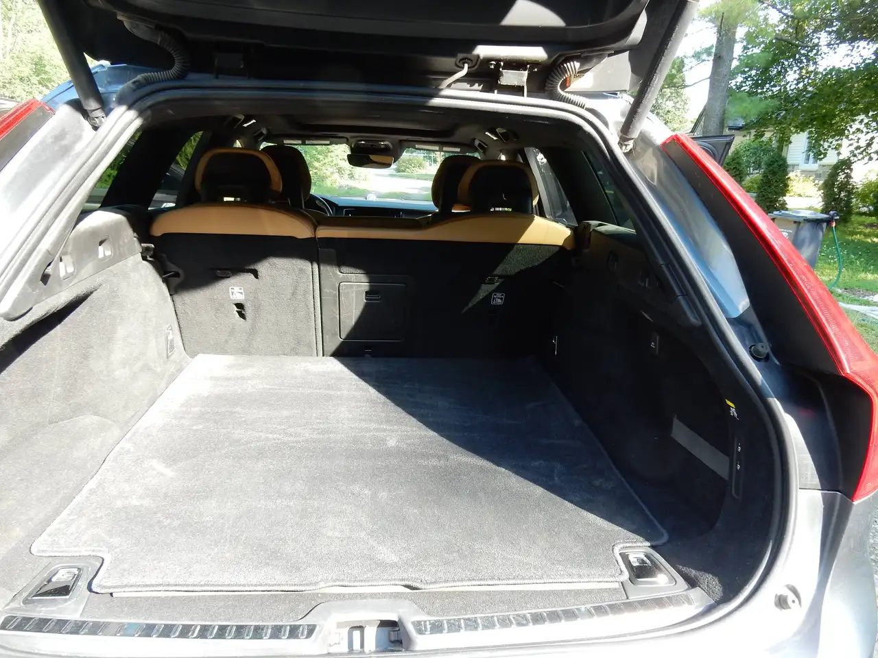 Volvo V90 Cross Country photo Volvo V90 Cross Country