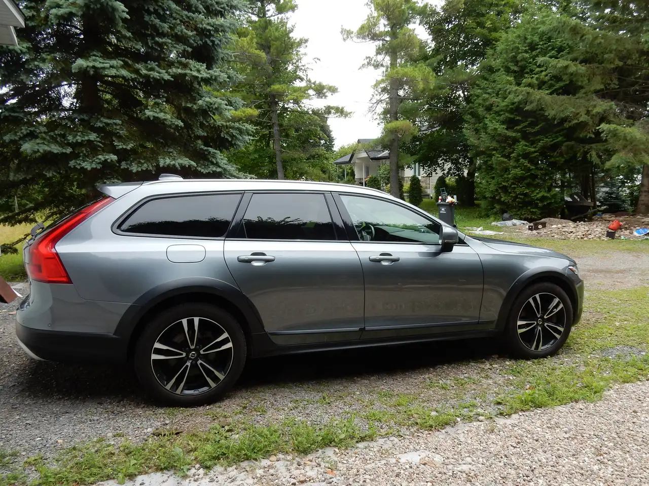 Volvo V90 Cross Country photo Volvo V90 Cross Country