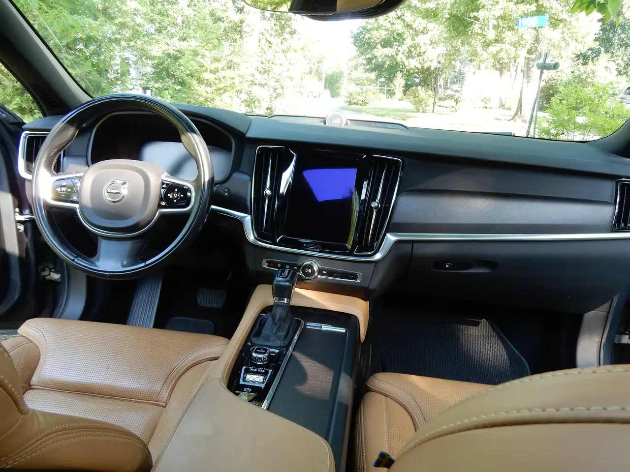 Volvo V90 Cross Country photo Volvo V90 Cross Country