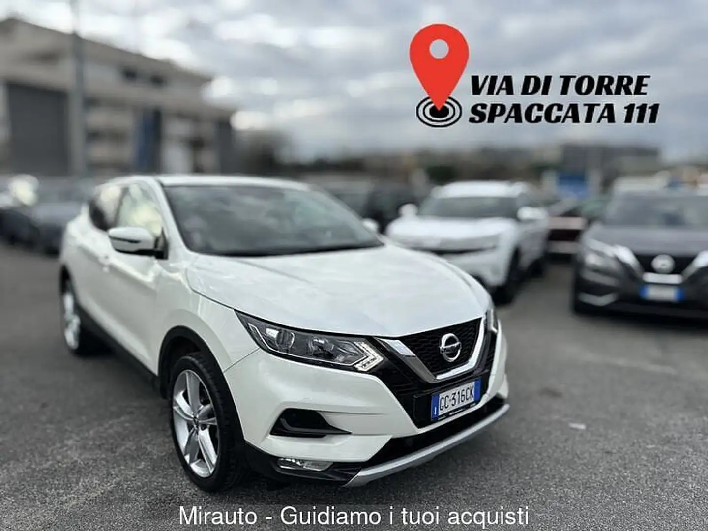 Nissan Qashqai 2ª serie Qashqai 1.3 DIG-T 140 CV N-Tec Start Bianco - 1