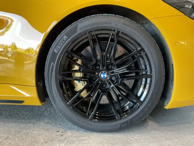 BMW M5 view 12