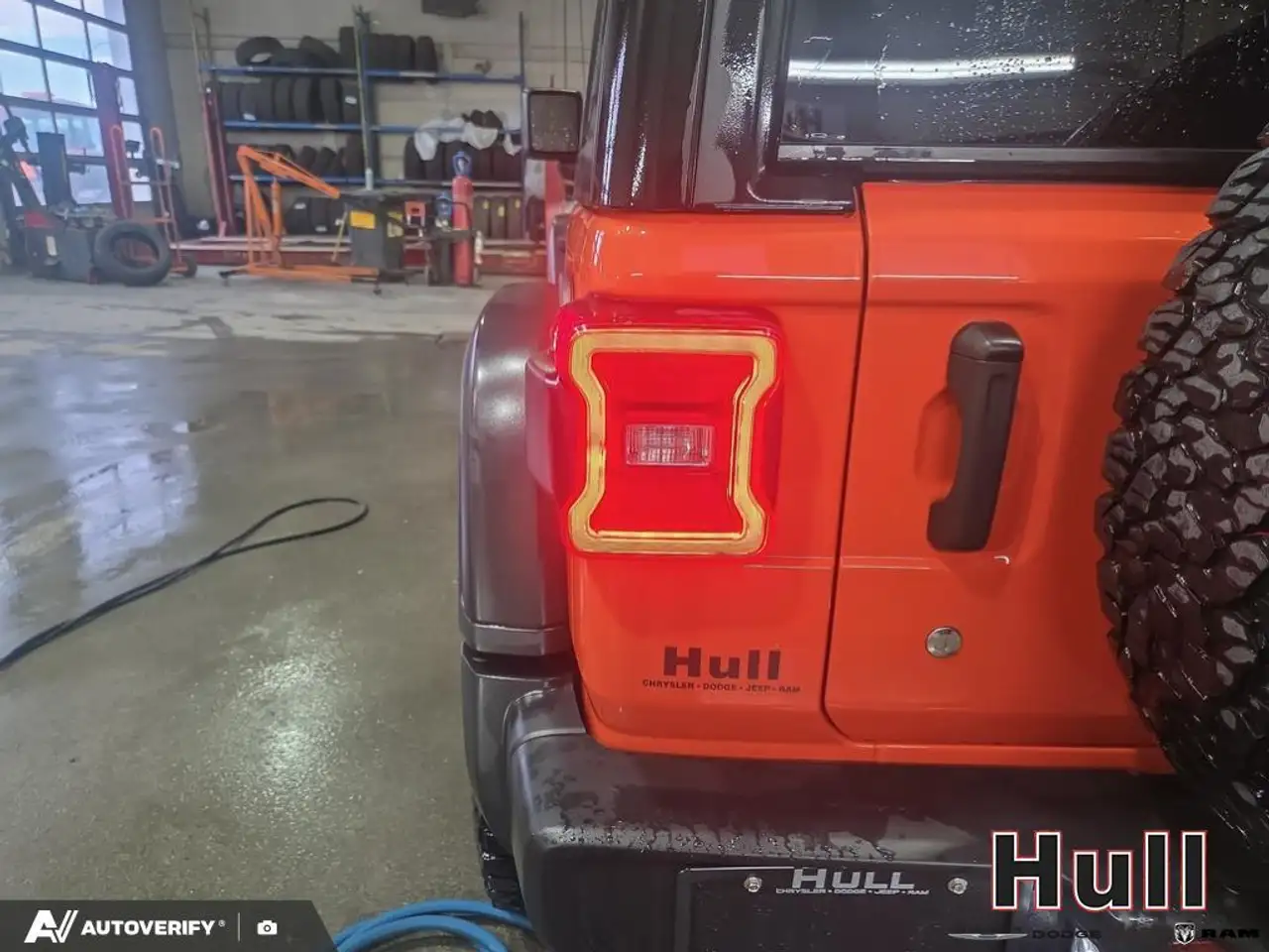 Jeep Wrangler photo Jeep Wrangler