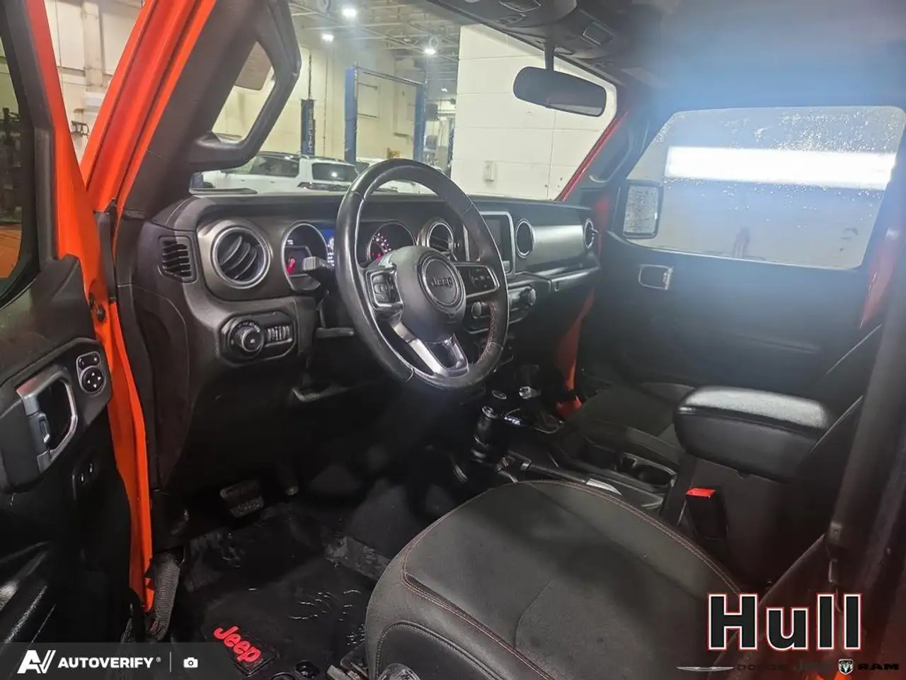 Jeep Wrangler photo Jeep Wrangler