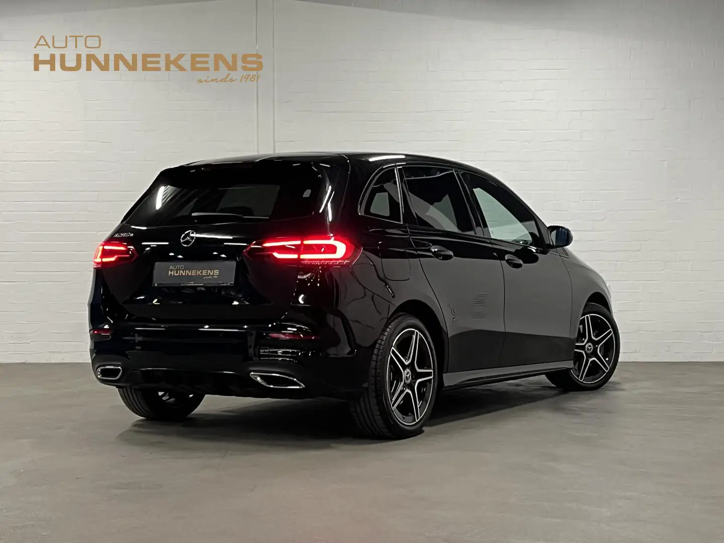 Mercedes-Benz B 250 e AMG-Line Plug-in Hybrid | Sfeerverlichting | Cam Zwart - 2