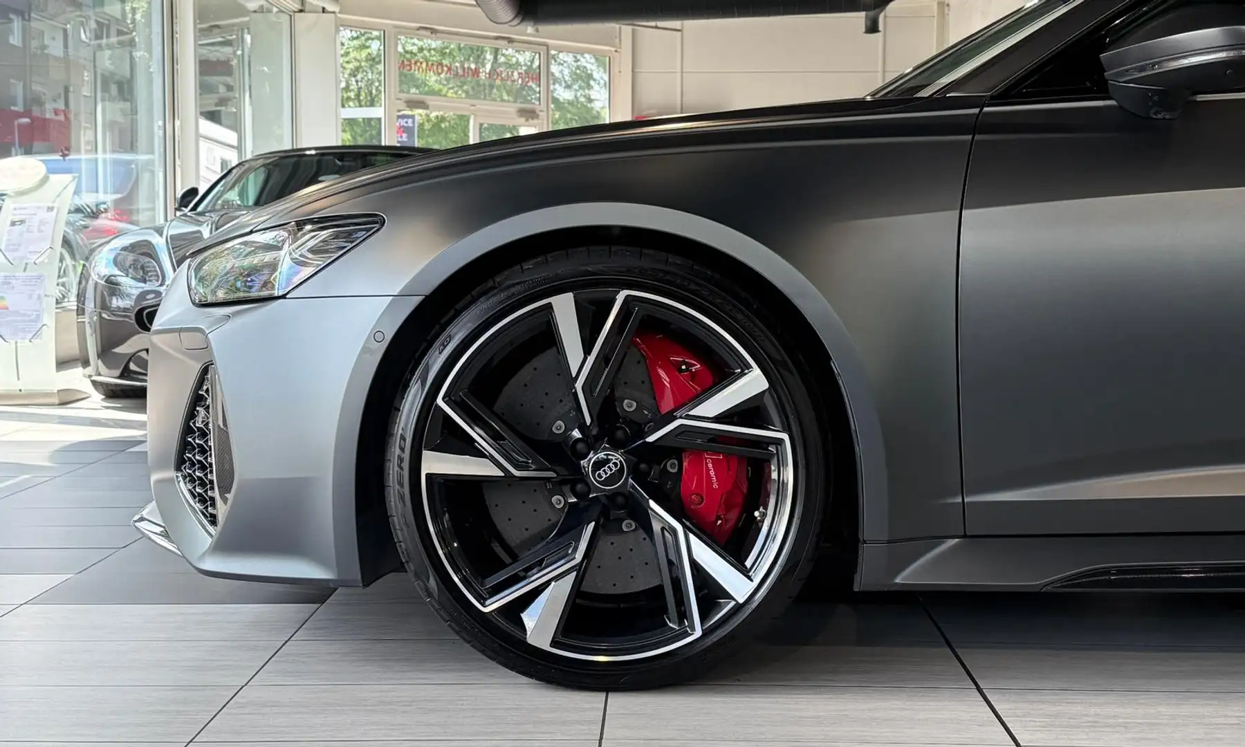 Audi RS6 4.0 TFSI Q*Pano*HuD*B&O-Adv.*Carbon*Dynamik+ Schwarz - 2