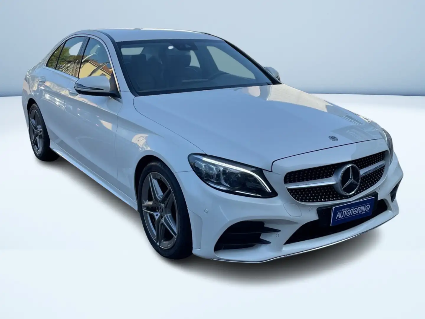Mercedes-Benz CE 220 - 1