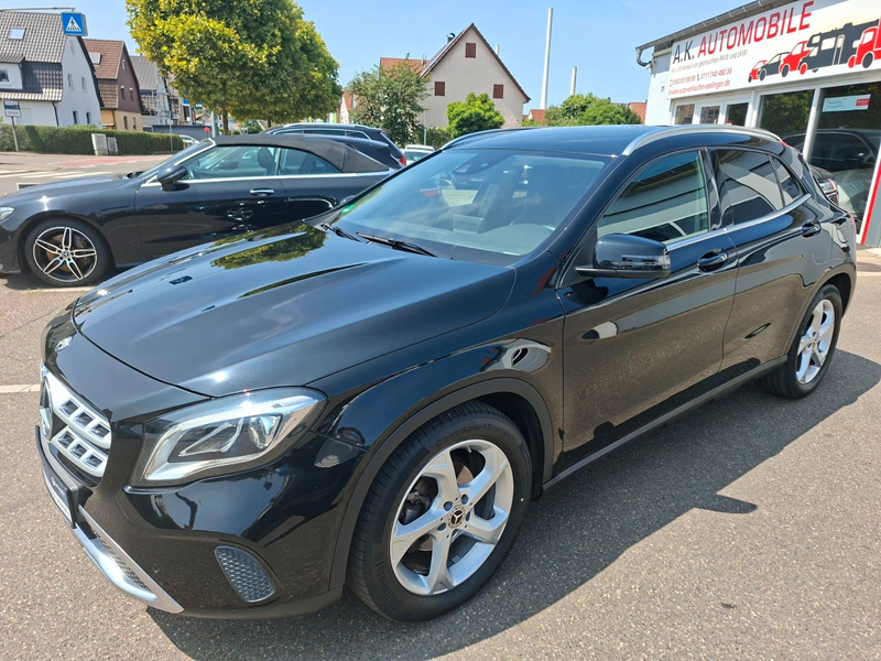 Mercedes-Benz GLA 180 Urban