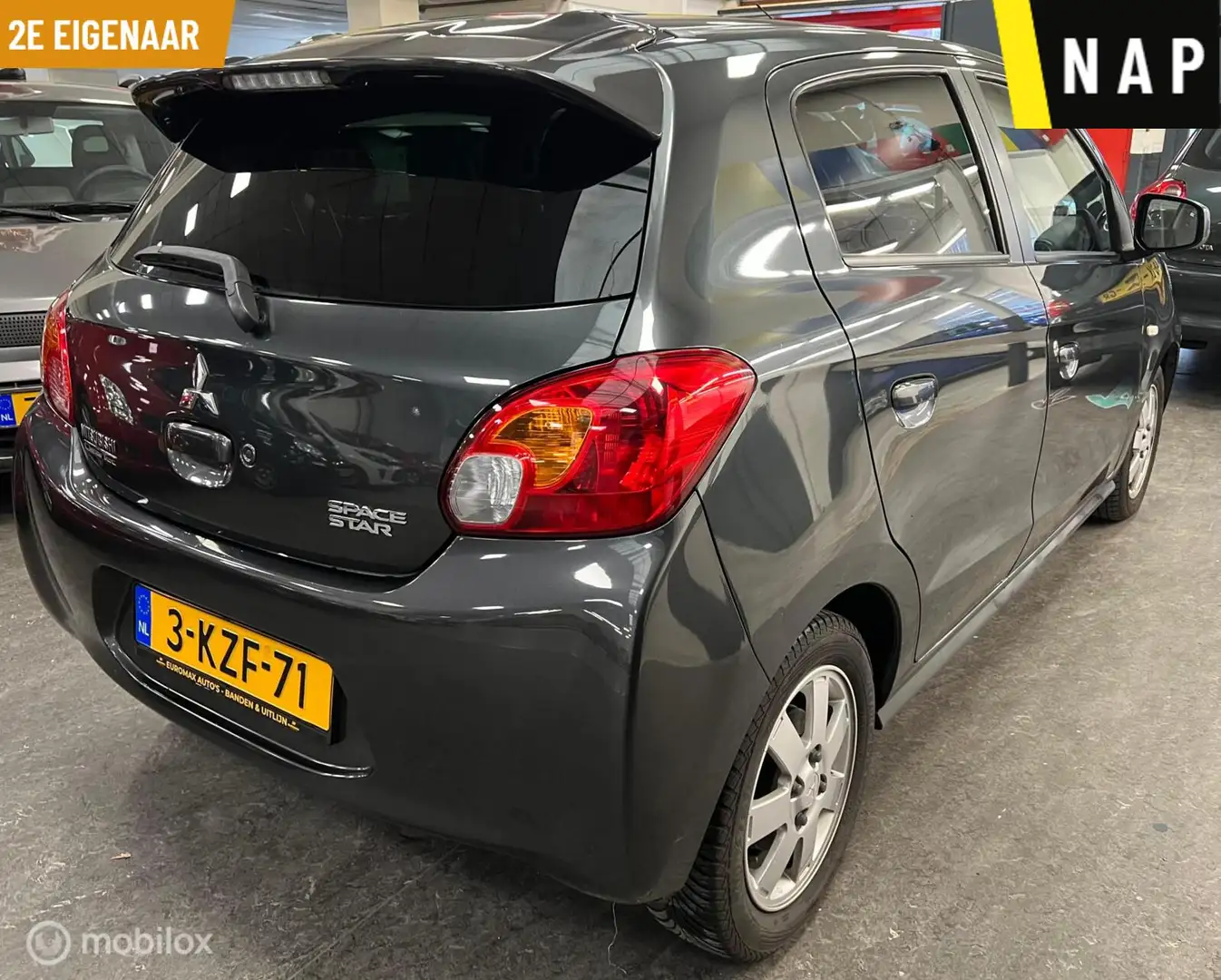Mitsubishi Space Star 1.0 Intense Grijs - 2