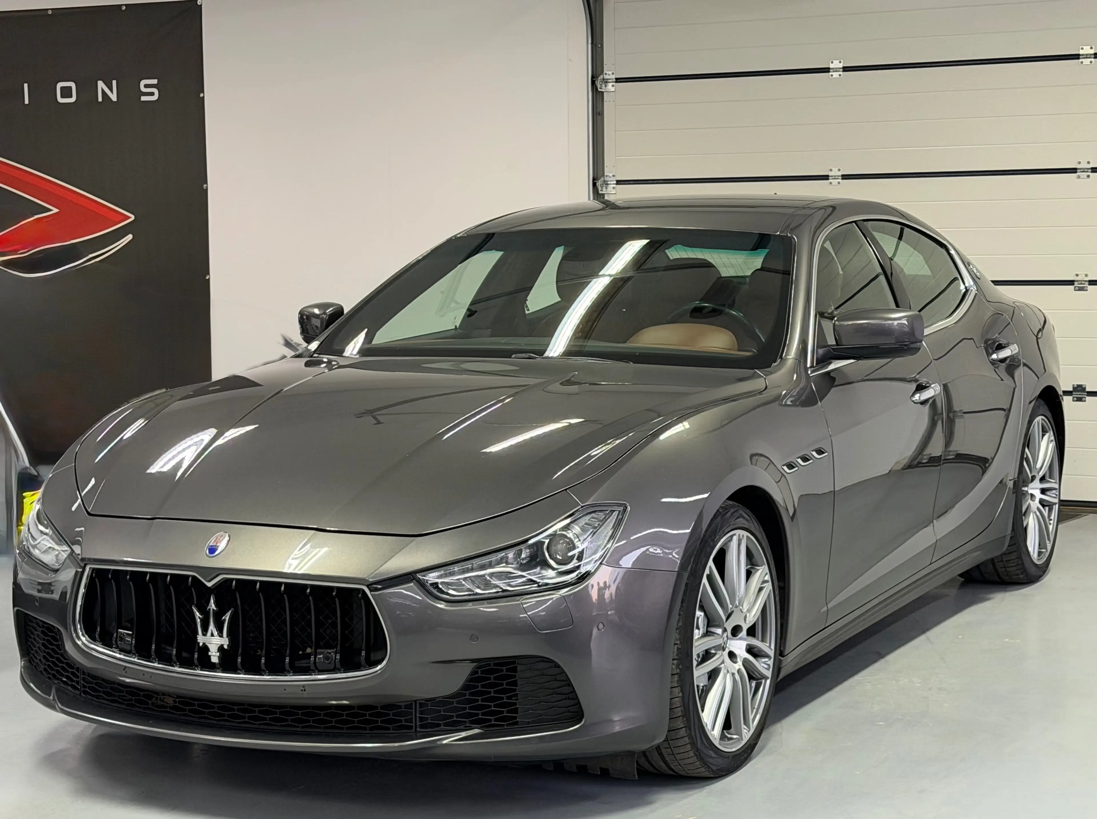 Maserati Ghibli Ghibli 3.0 D — photo 6