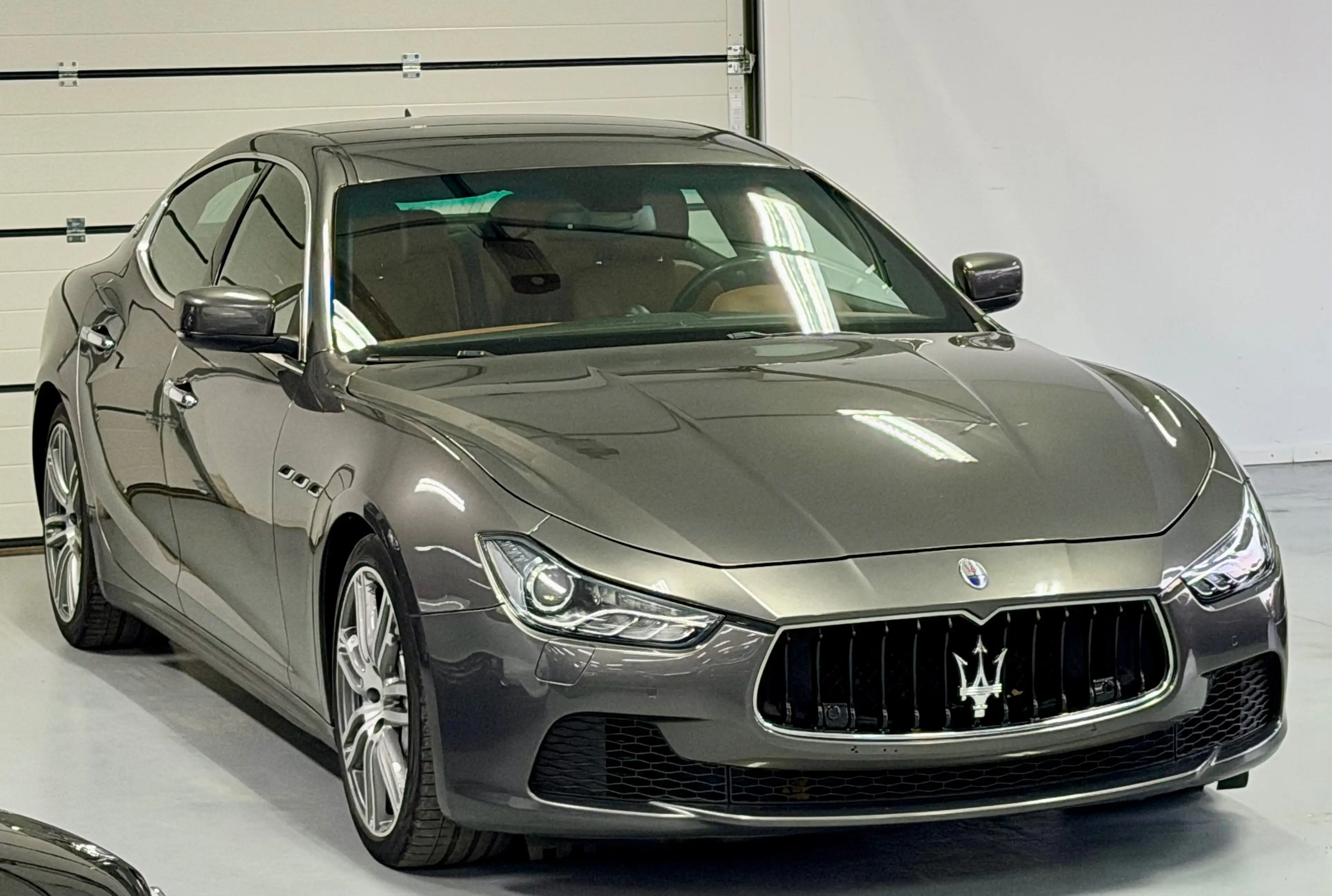 Maserati Ghibli Ghibli 3.0 D — photo 5