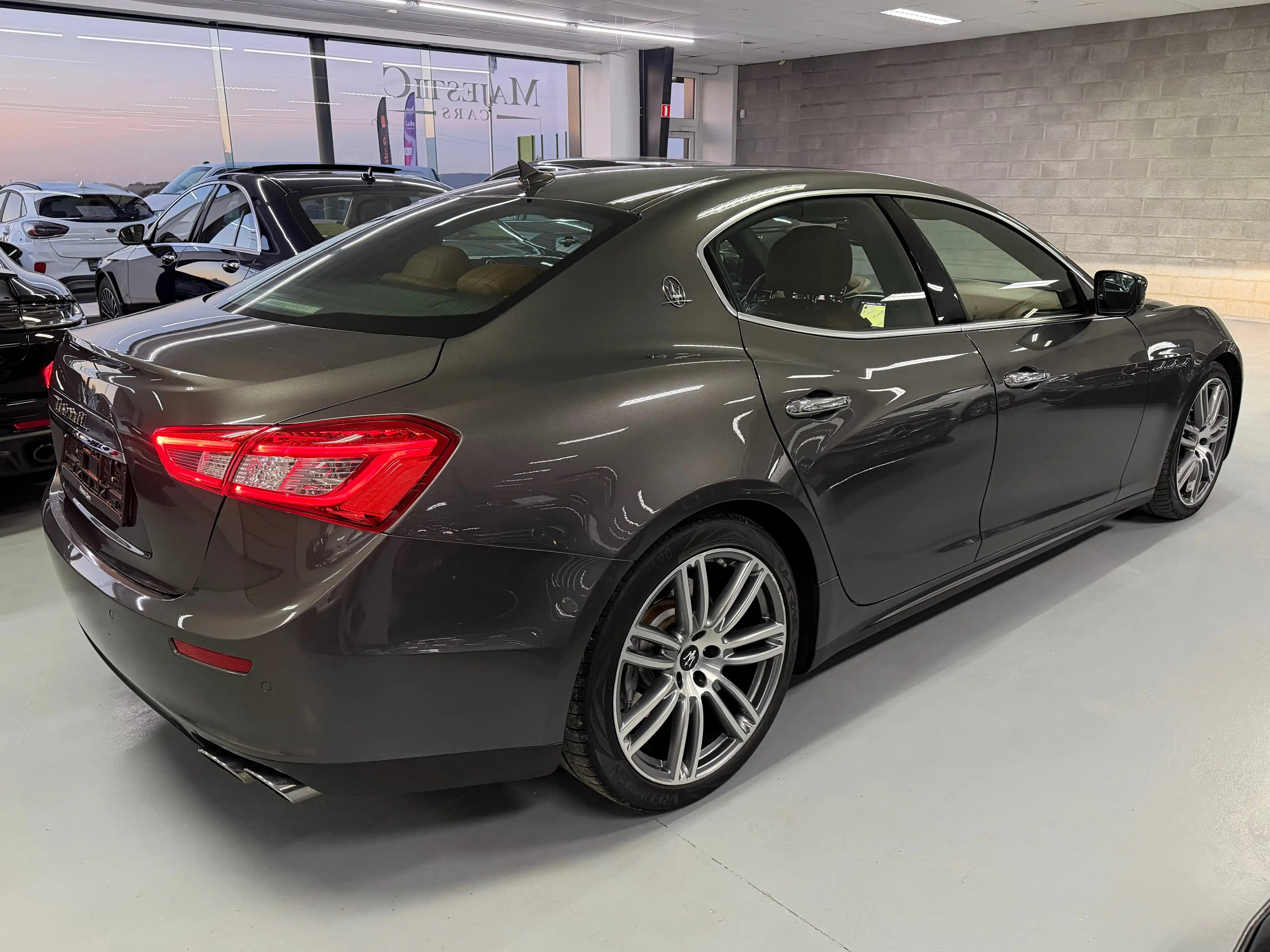 Maserati Ghibli Ghibli 3.0 D — photo 8