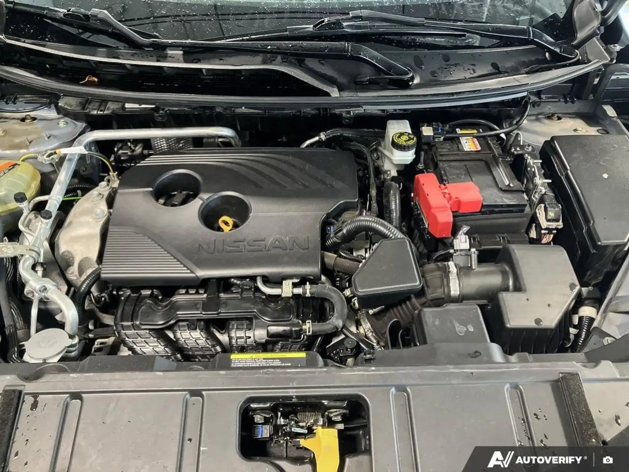 Nissan Rogue снимка Nissan Rogue