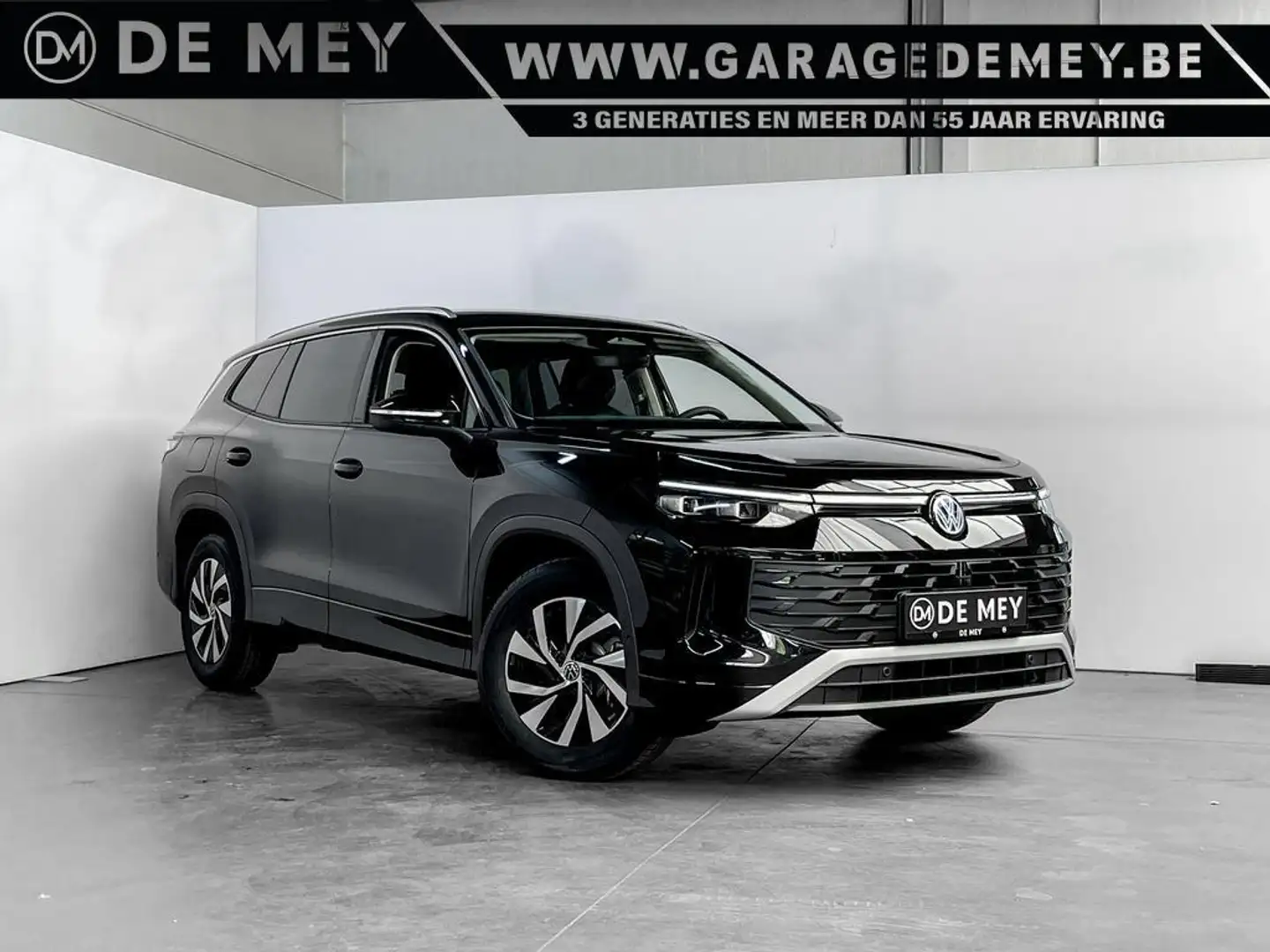 Volkswagen Tayron 1.5eTSI DSG / 7 SEATS / Carplay / Camera / ACC / P Noir - 1