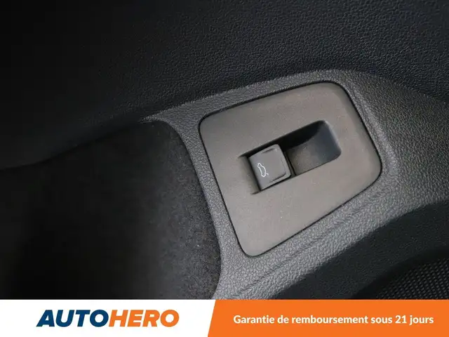 Volkswagen Tiguan view 28