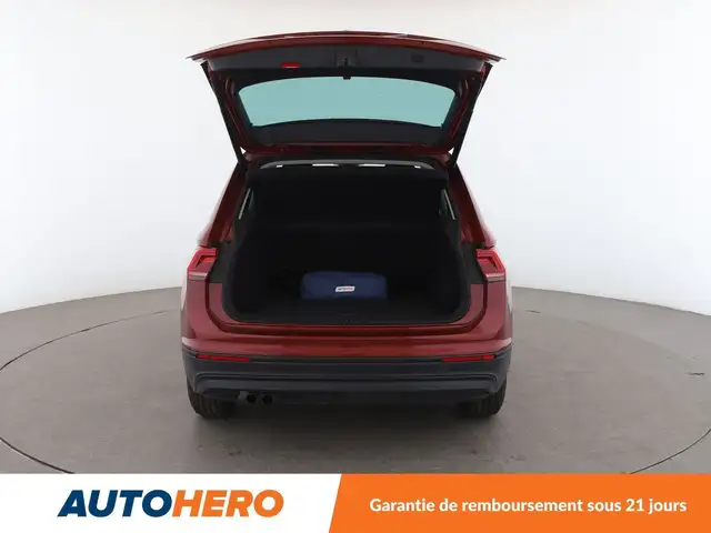 Volkswagen Tiguan view 16