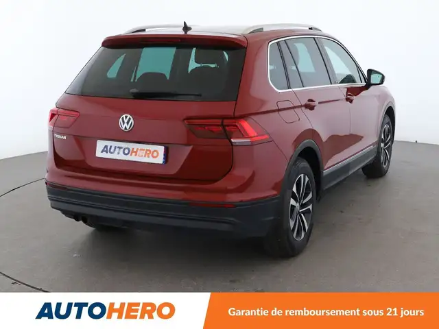 Volkswagen Tiguan view 6