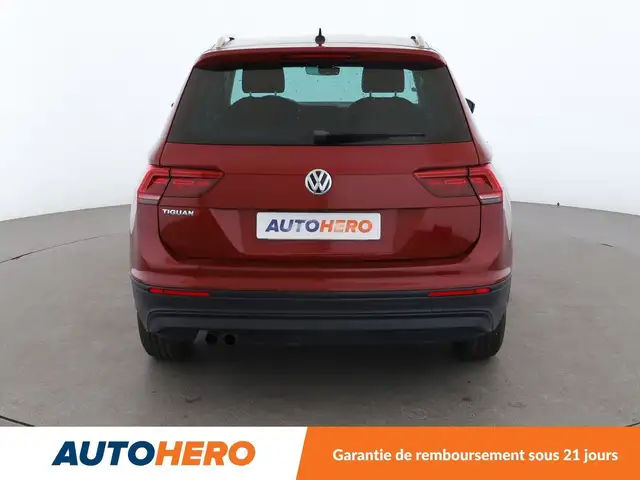 Volkswagen Tiguan view 5