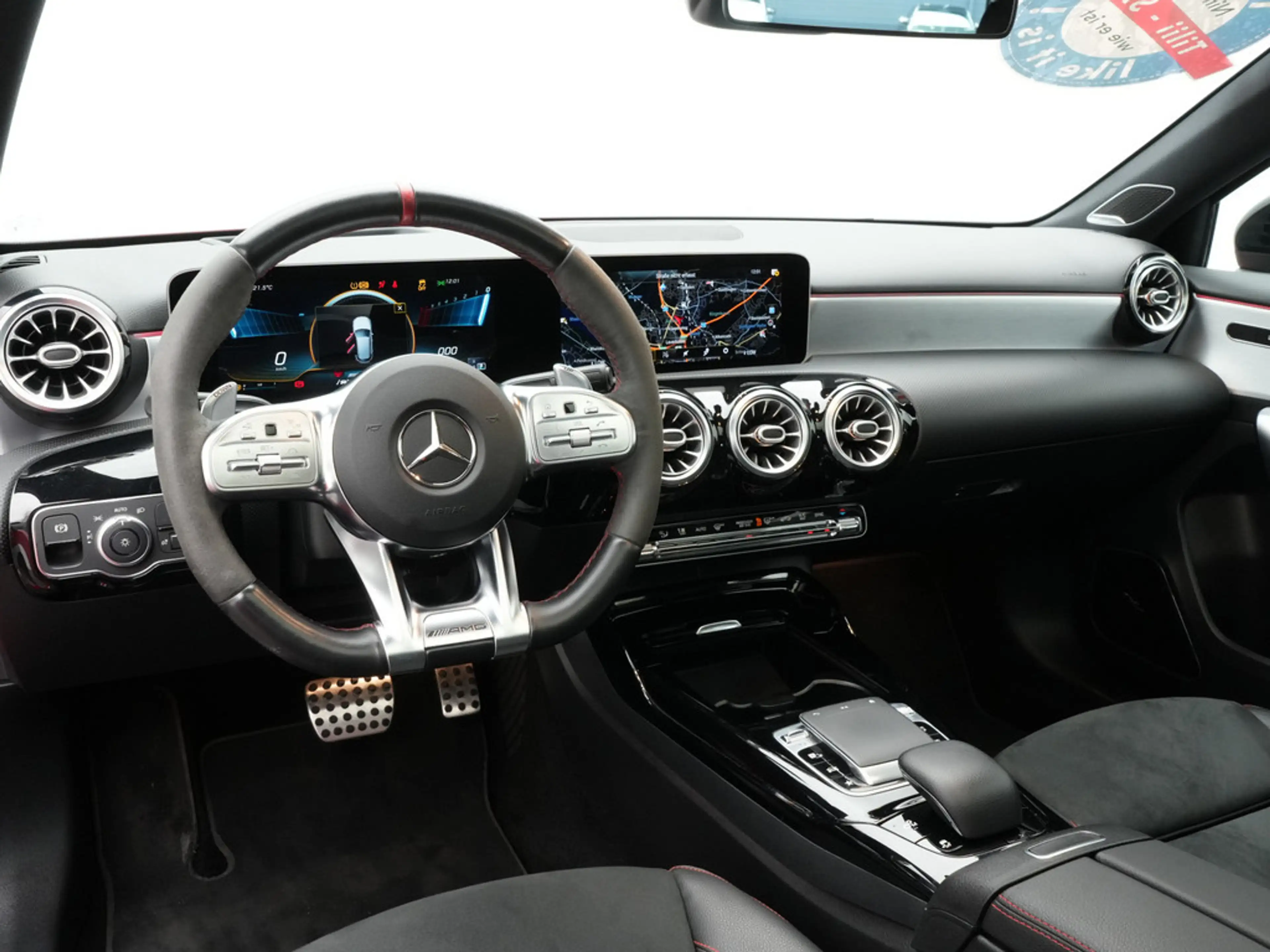 Mercedes-Benz A 35 AMG VIRT NAVI LEDER PANO LED KAM MEMORY — photo 6