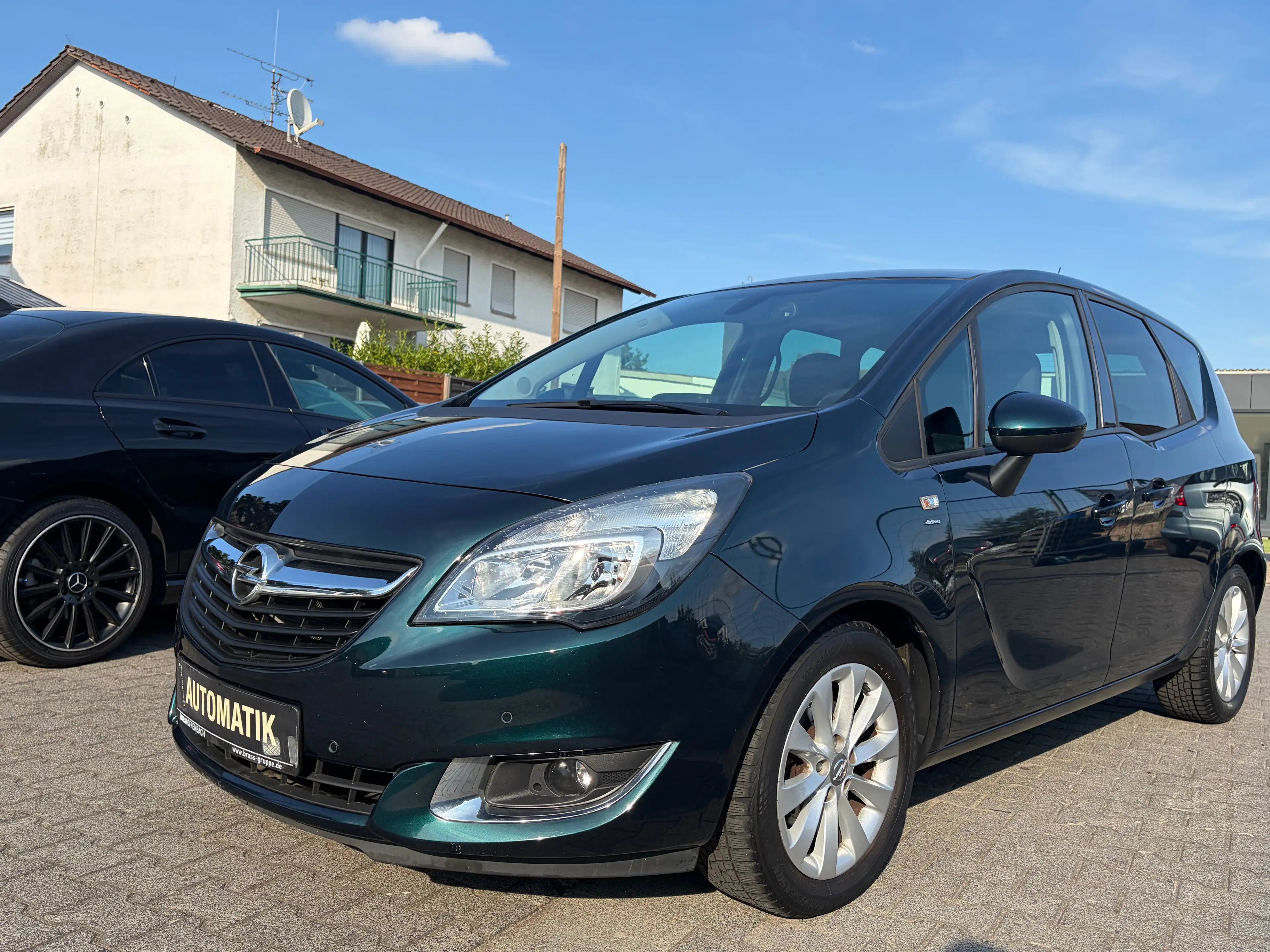 Opel Meriva Automatik*Kamera*SHZ*Temp.*Navi*BT*PDC*LHZ*2.Hand*HU/AU 02/28
