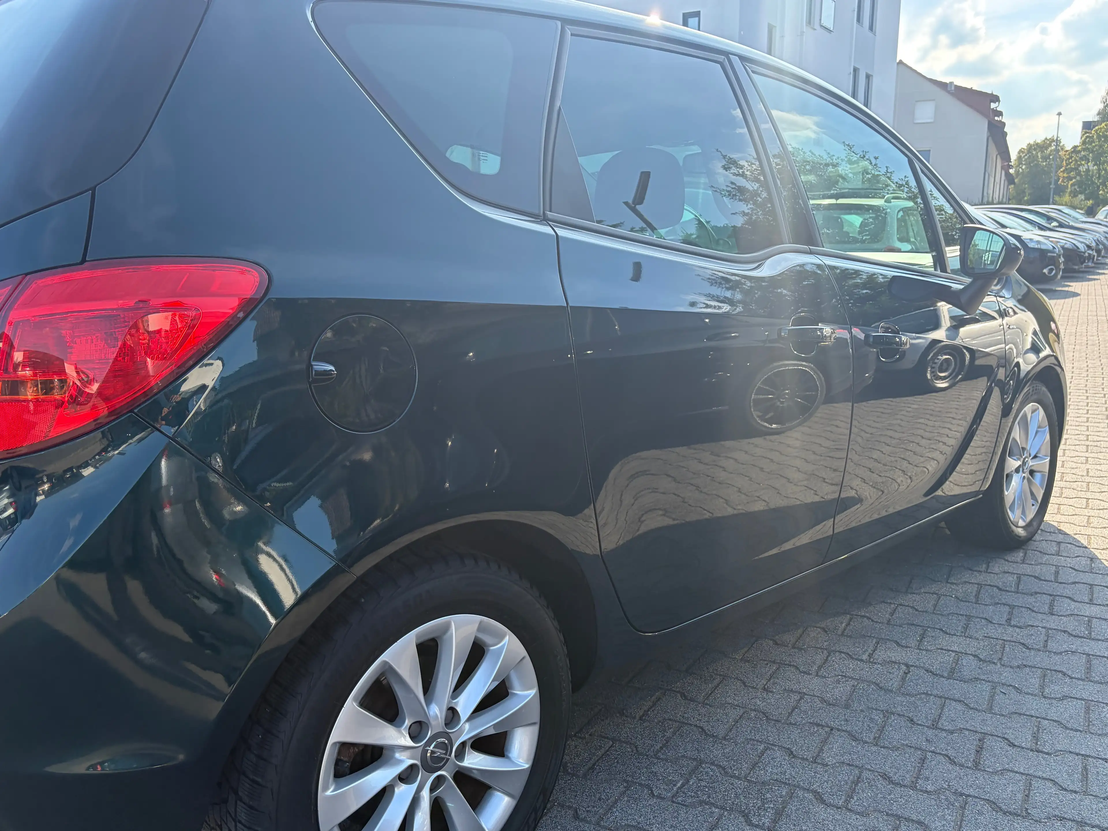 Opel Meriva Automatik*Kamera*SHZ*Temp.*Navi*BT*PDC*LHZ*2.Hand*HU/AU 02/28 — photo 10