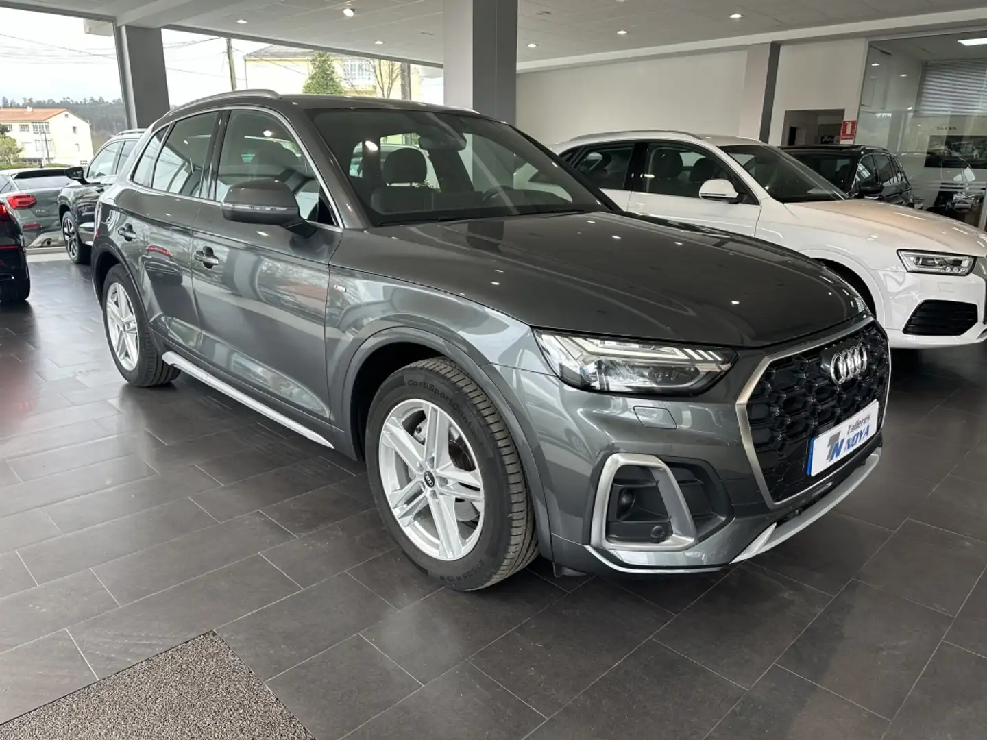 Audi Q5 35 TDI S line S tronic Gris - 1